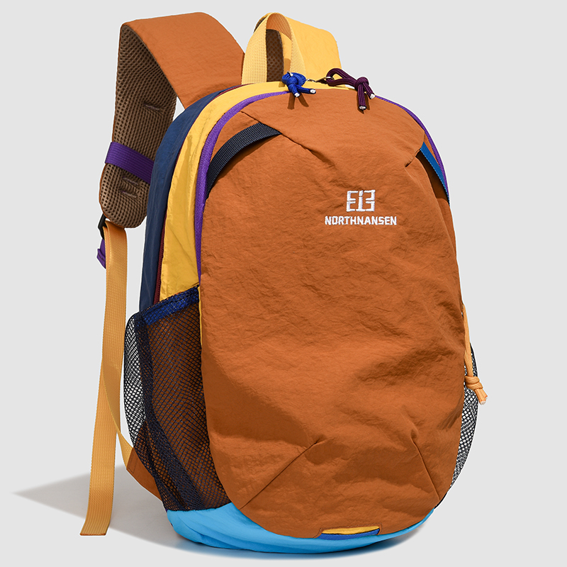Women Lightweight Travel Backp - مراجعة Hiking Backpack Waterproof وسعره