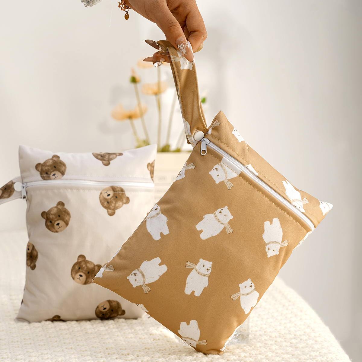 Elinfant Portable Storage Bag  - مراجعة Backpack Diaper Bag وسعره