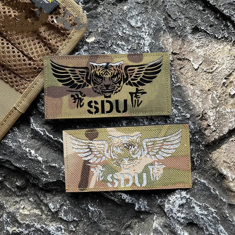 IR SDU FlyingTiger Carved Refl - مراجعة Urban Backpack Tactical وسعره