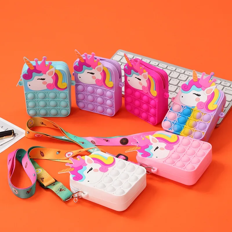 Magical Color-Changing Unicorn - مراجعة Mini Backpack Purse وسعره