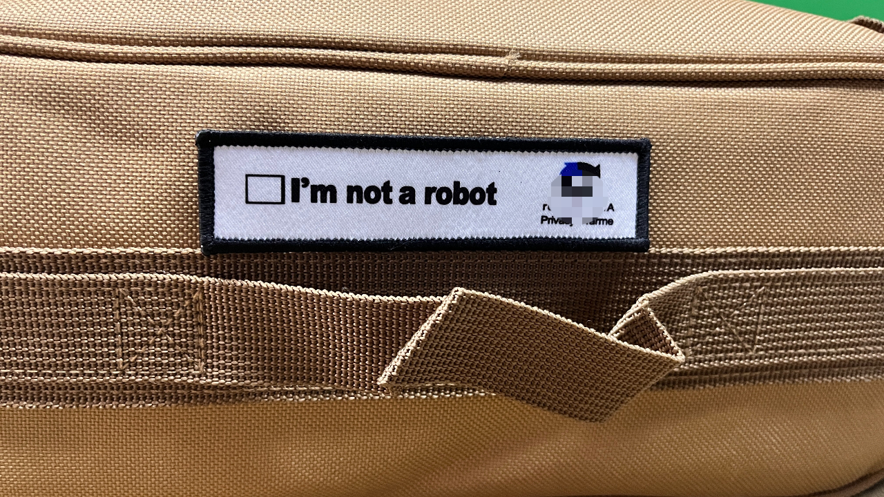 I'm Not A Robot Tactical Patch - مراجعة Urban Backpack Tactical وسعره