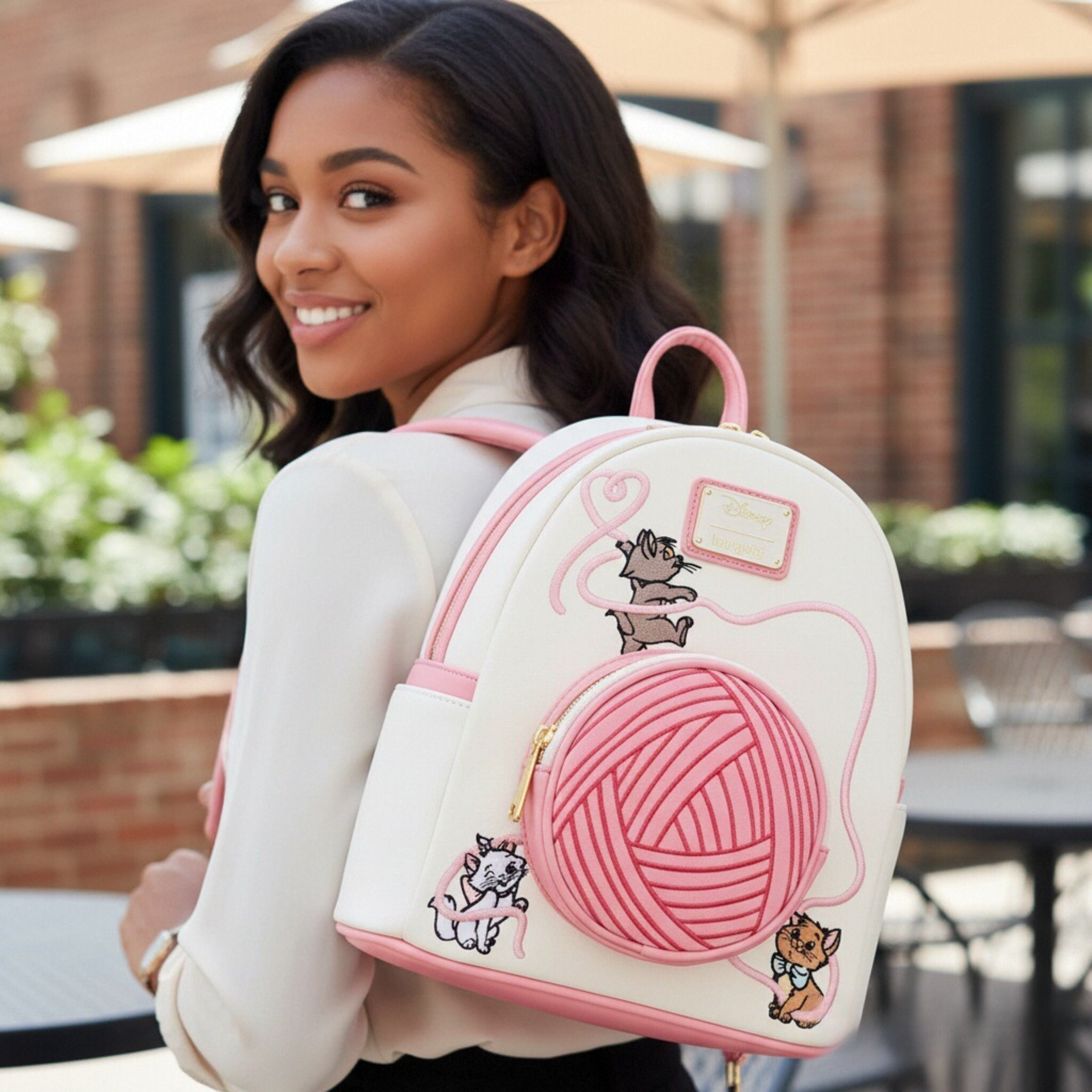 The Aristocats Marie Floral Al - مراجعة Mini Backpack Purse وسعره