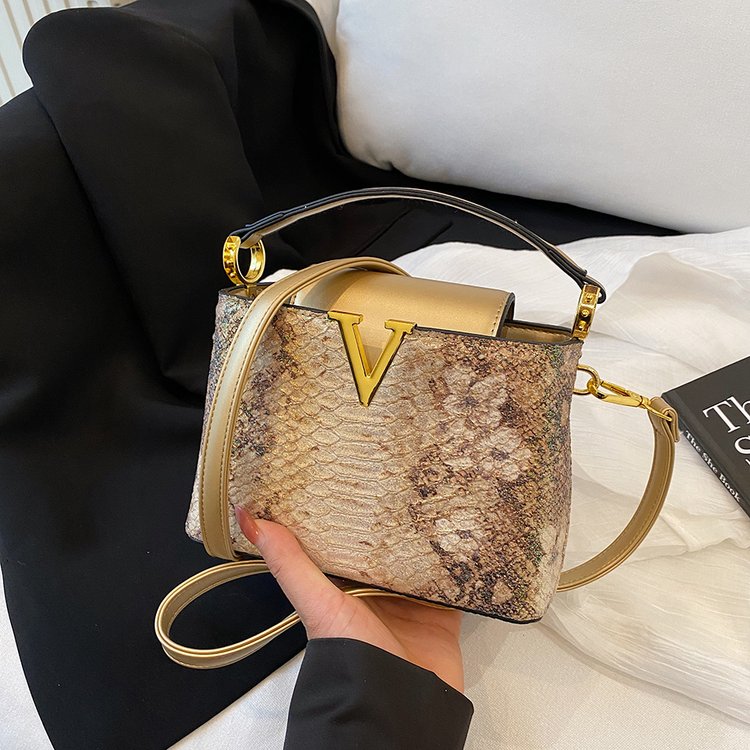 High-End Minimalist Unique Bus - مراجعة Backpack Diaper Bag وسعره