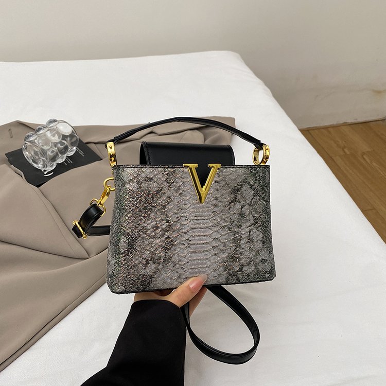 High-End Minimalist Unique Bus - مراجعة Backpack Diaper Bag وسعره